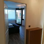 Stylisches Kleines -zentral Gelegen- Naehe Bayarena - In Wiesdorf City- Friedrich Ebert Platz 5a , 4te Etage Mit Balkon-kein Aufzug-lift--kaution Pflicht--