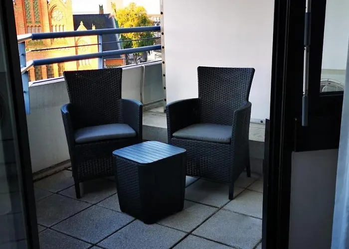 Appartamento Stylisches Kleines -zentral Gelegen- Naehe Bayarena - In Wiesdorf City- Friedrich Ebert Platz 5a , 4te Etage Mit Balkon-kein Aufzug-lift--kaution Pflicht-- *