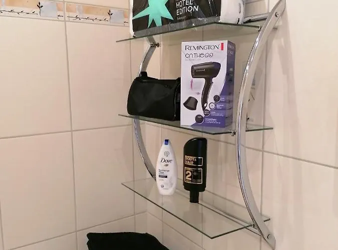 شقة Stylisches Kleines -zentral Gelegen- Naehe Bayarena - In Wiesdorf City- Friedrich Ebert Platz 5a , 4te Etage Mit Balkon-kein Aufzug-lift--kaution Pflicht--